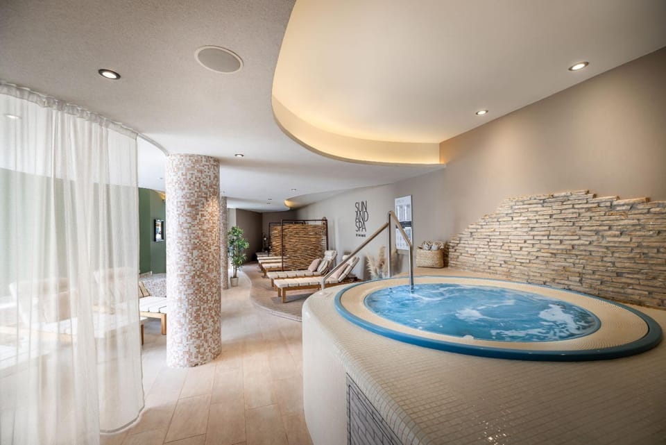 Valamar Sanfior Hotel & Casa Hotel in Istria County