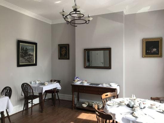 Victoria Lodge Hotel in Warrington
