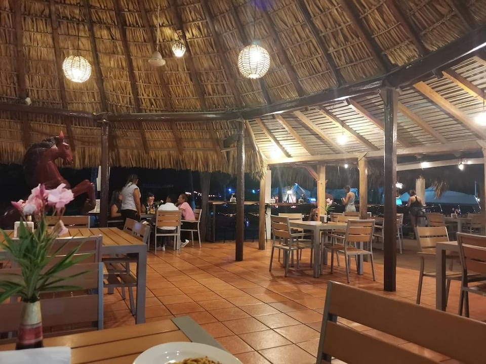 Surf Olas Altas Hotel in Brisas de Zicatela