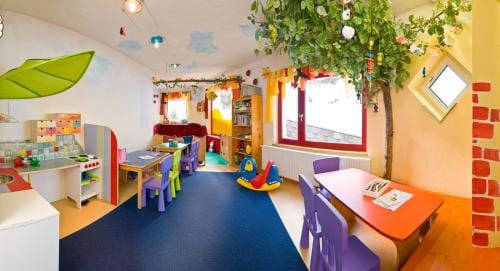 Smileys Kinderhotel Hotel in Carinthia, Austria