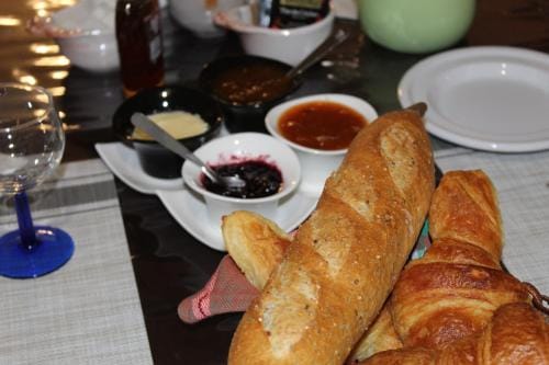 COMME UN COQ EN PATE Hotel in Bourgogne-Franche-Comté