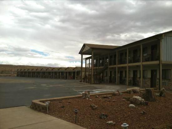 Whispering Sands Motel Hotel in Capitol Reef