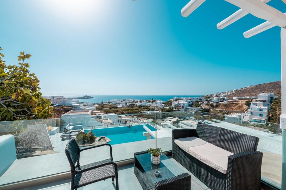 Mr and Mrs White Mykonos Hotel in Mykonos, Mikonos 846 00, Greece
