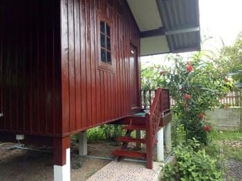 Phaiwan Baansawn Resort Hotel in Laos