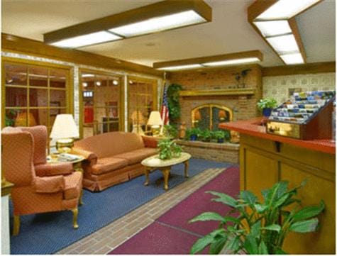 Indy Speedway Inn Hotel in Pike Township