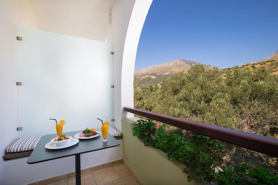 Alianthos Estate Resort - ex Alianthos Garden Hotel in Plakias