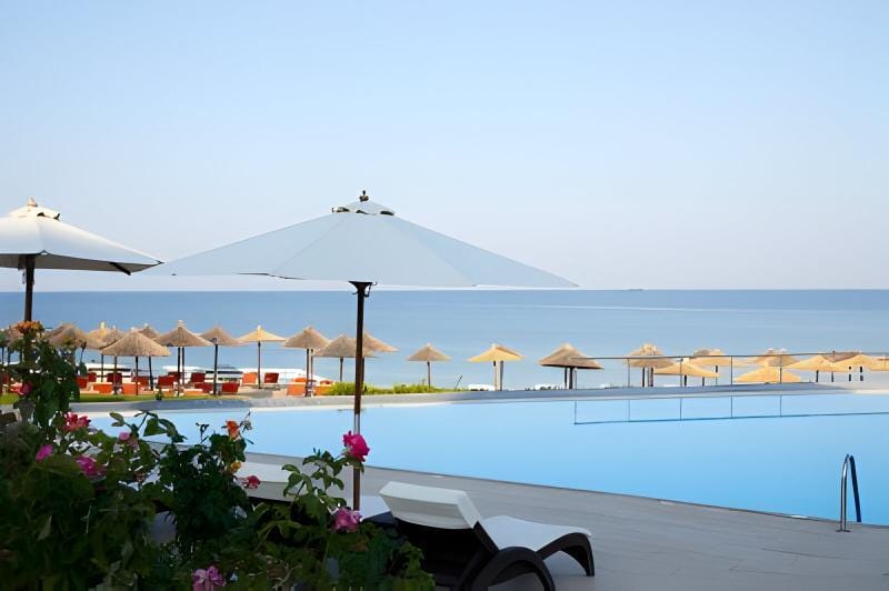 Istion Club & Spa Hotel in Halkidiki