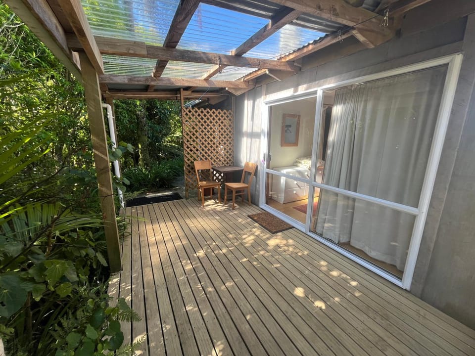 The Innlet, Country Apartments and Cottages Hostel in Tasman District, Tasman, New Zealand