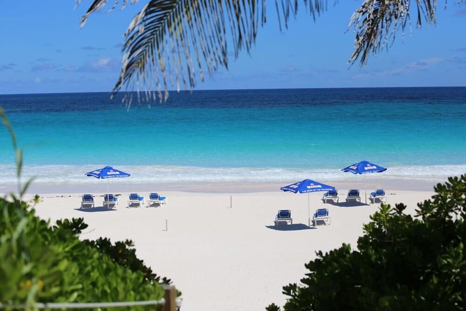Tingum Village Hotel Hotel in North Eleuthera