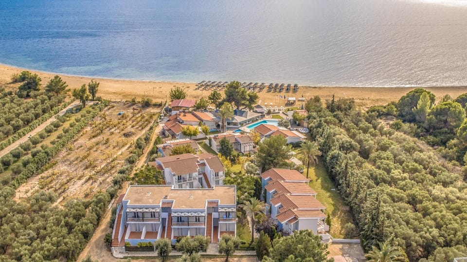 Coral Blue Beach Hotel Gerakini Hotel in Halkidiki