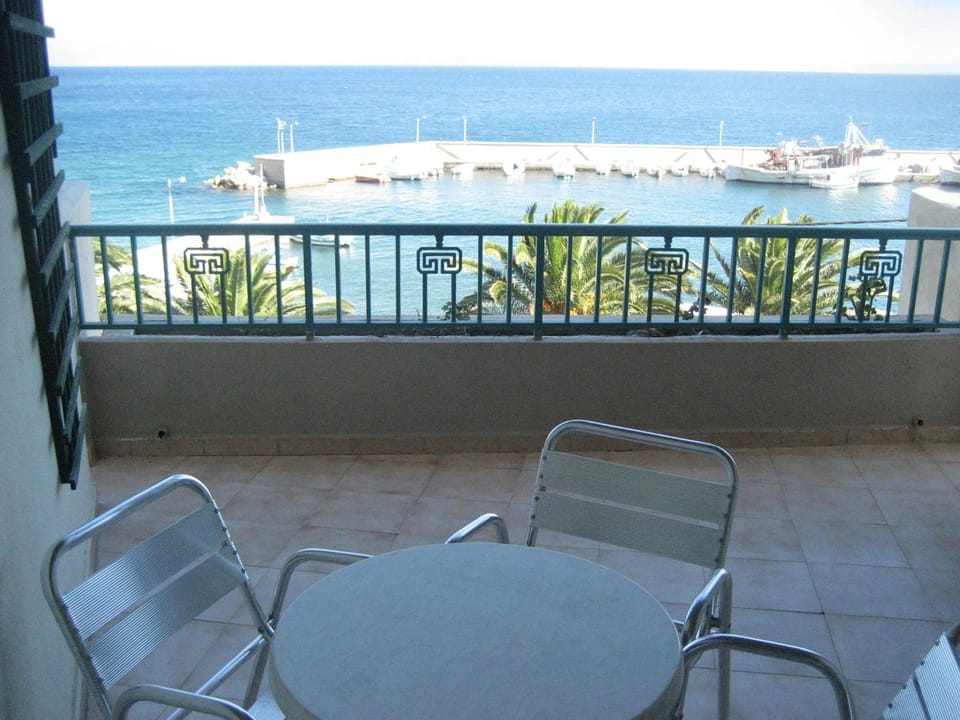 Kyveli Hotel Apartments Apartment hotel in Decentralized Administration of the Aegean