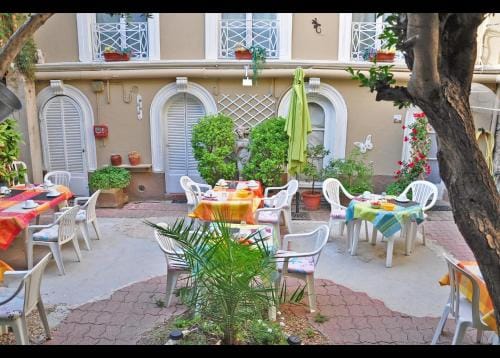 Hotel Select Hotel in Provence-Alpes-Côte d'Azur