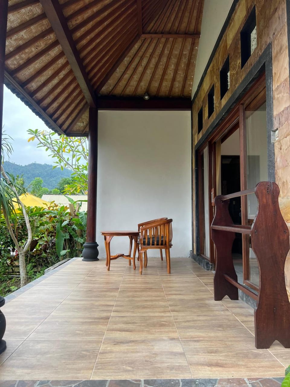 Giri Carik Hotel in Sidemen