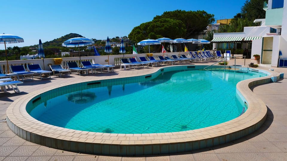 Hotel La Ginestra Hotel in Forio