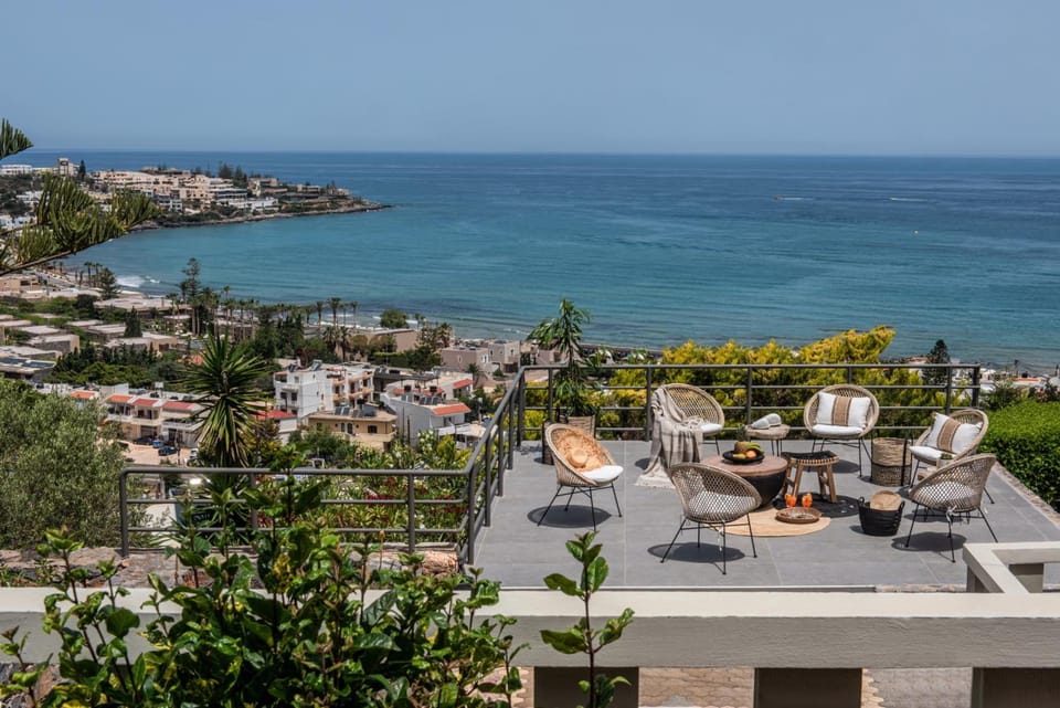 Everest Apartments and Suites Apartment hotel in Stalida