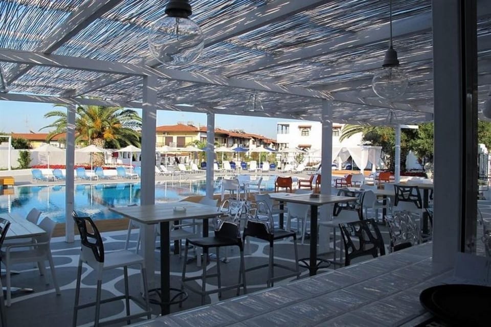 Ioli Village Hotel in Halkidiki