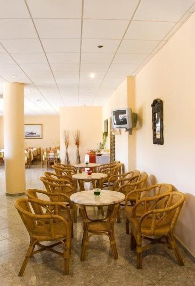 Hotel Plessas Palace Hotel in Alikanas