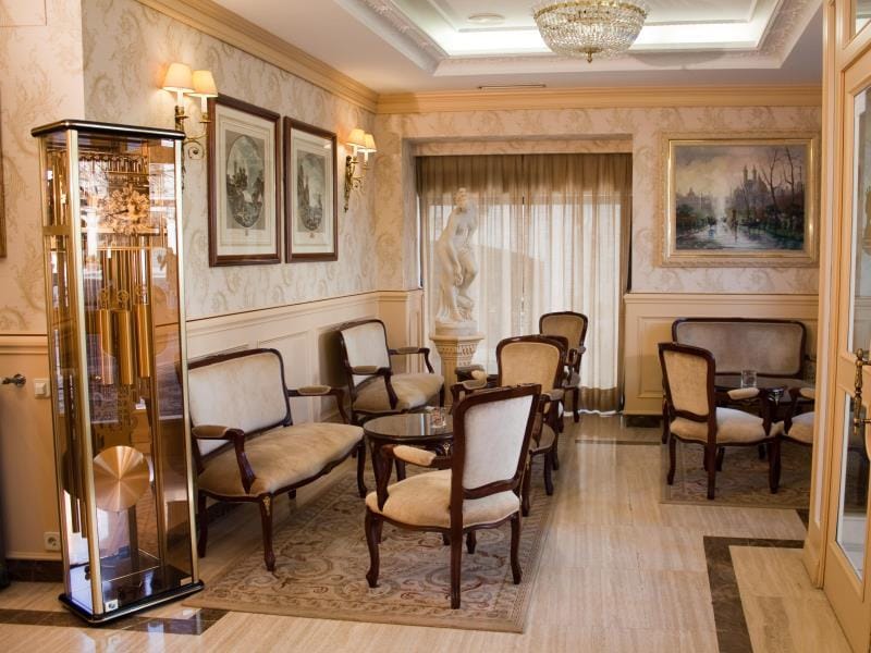 HOTEL INFANTA ISABEL BY RECORDIS HOTELS Hotel in Segovia