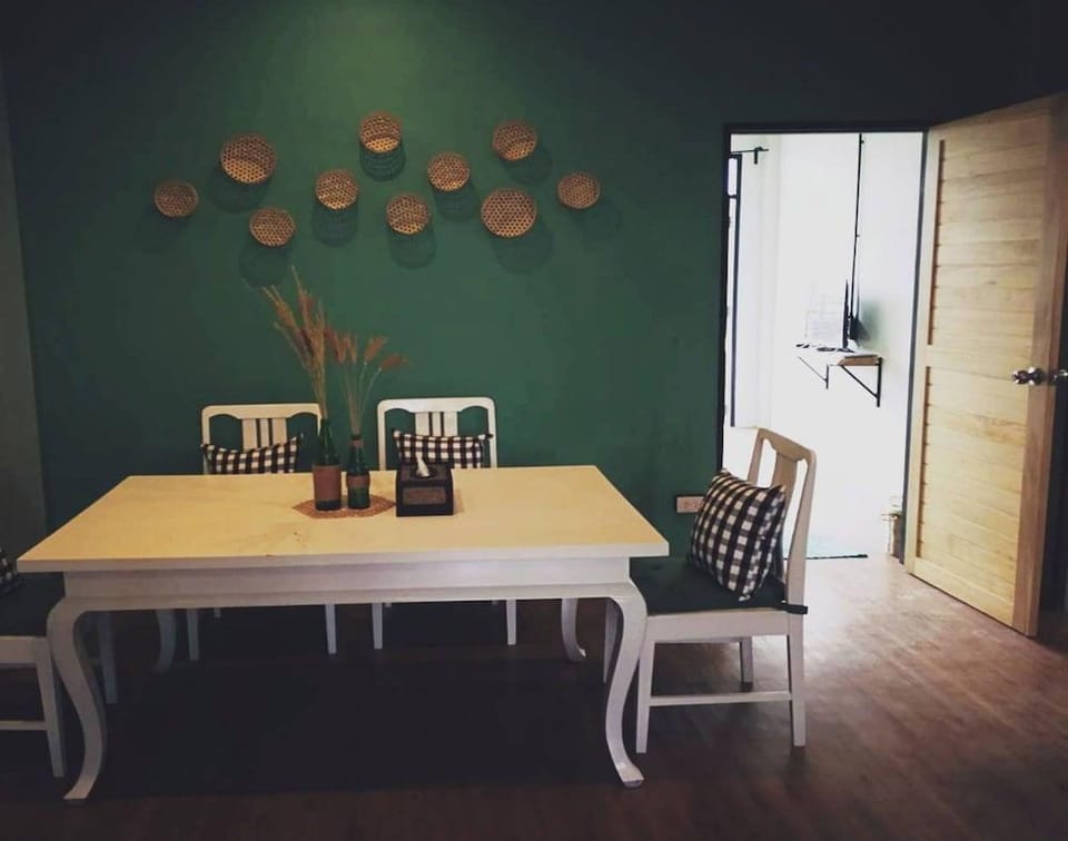 I-DNA PhanatNikhom Hometel Hotel in Chon Buri Changwat