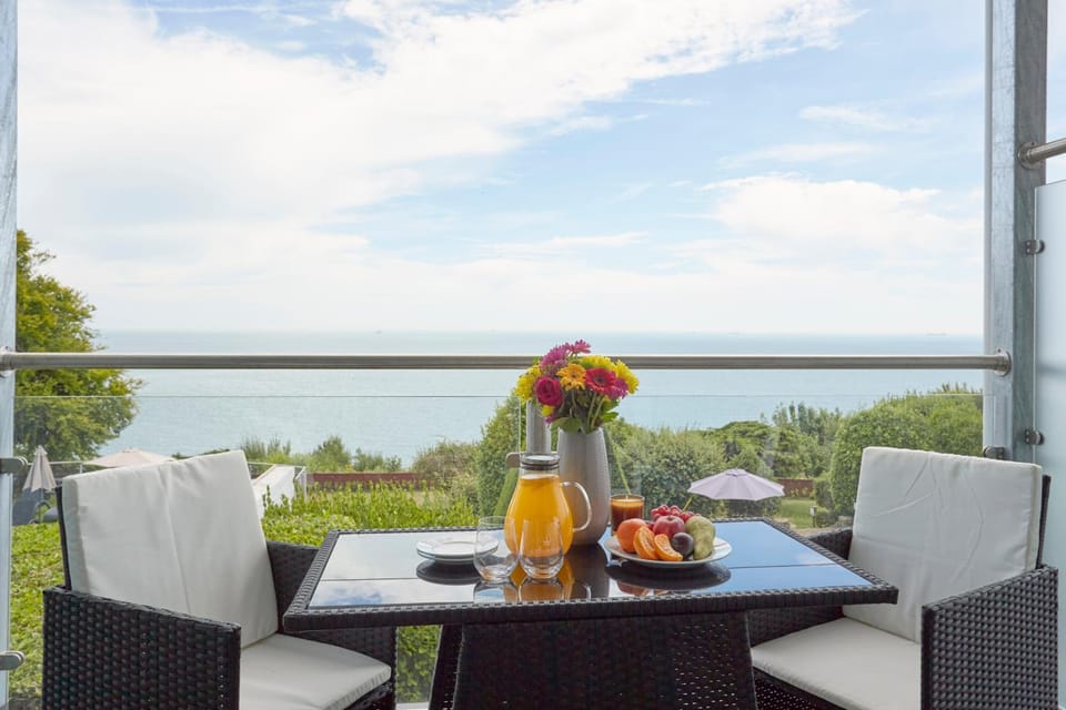 Luccombe Hall Hotel Hotel in Shanklin