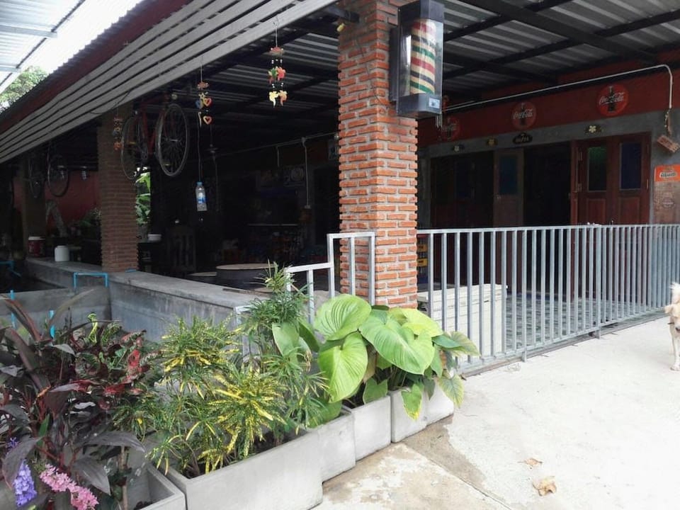 Baan Raiplaysoi Homestay Hotel in Thailand