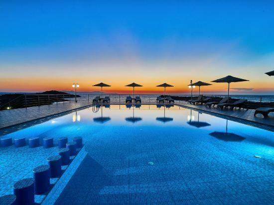 Nanakis Beach Luxury Apartments Hotel in Crete