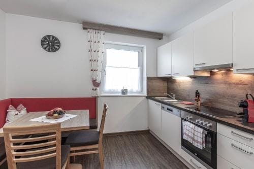 Pension Jaqueline Hotel in Soelden