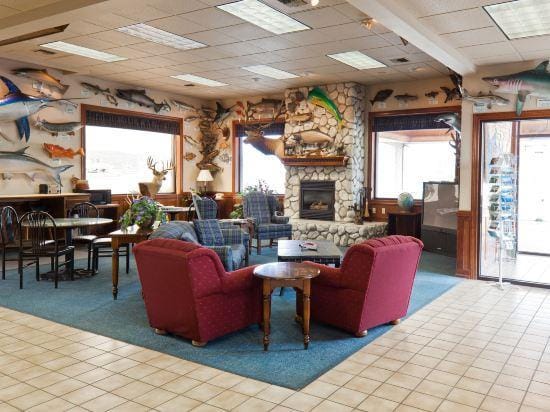 Benny's Colville Inn Hotel in Franklin D Roosevelt Lake