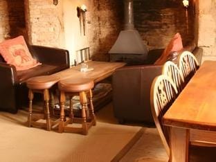 The Crown Inn Inn in Stroud District
