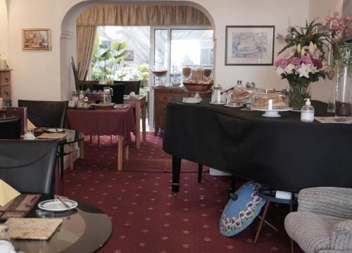 Marlborough Guest House B & B Hotel in Wales