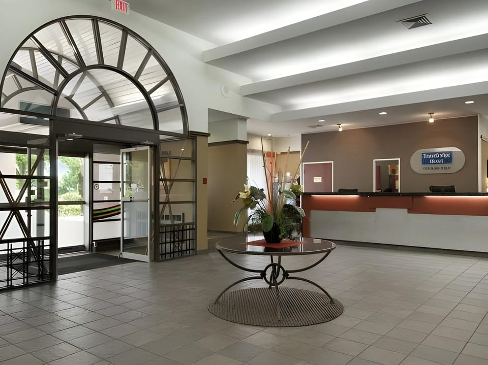 Travelodge Hotel by Wyndham Vancouver Airport Hotel in Richmond