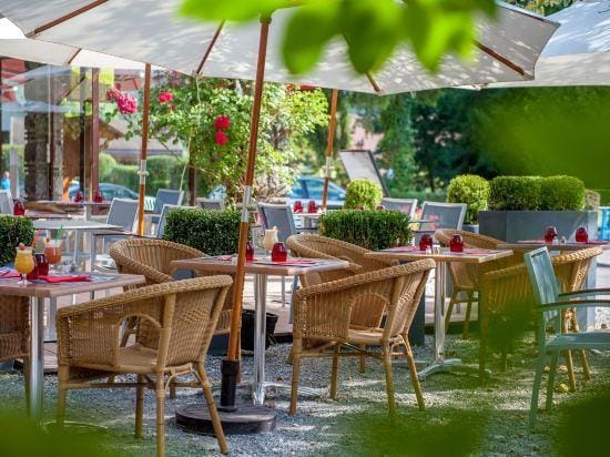 L'Arcalod & Bistrot Jeanne - Lac d'Annecy - Hotel Restaurant Spa Hotel in Doussard