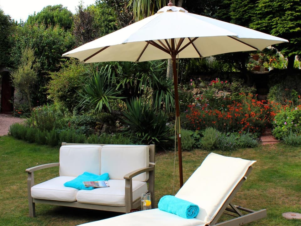 Trafalgar House Hotel in Torquay
