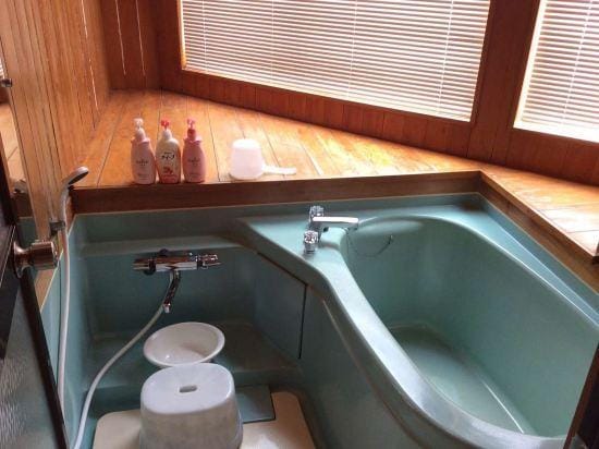 Shinkokyu Hotel in Japan