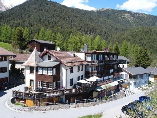 Hotel Sonnenhalde Hotel in Canton of Grisons