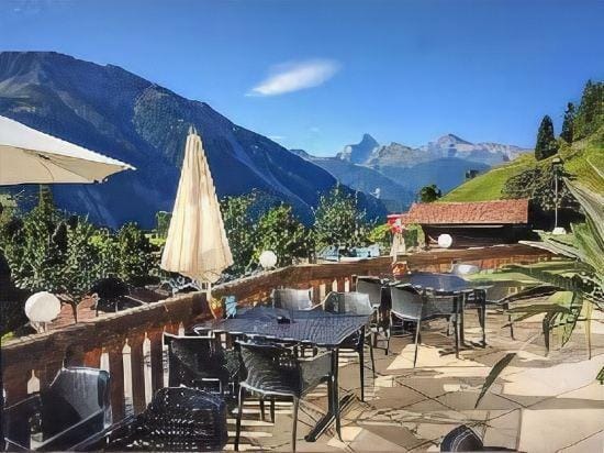 Hotel Sonnenhalde Hotel in Canton of Grisons