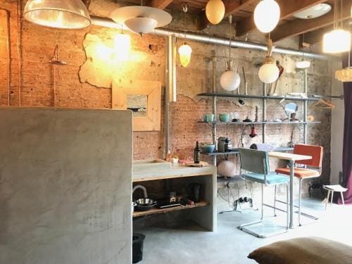 Vintage Rooms Lange Haven Hotel in Rotterdam