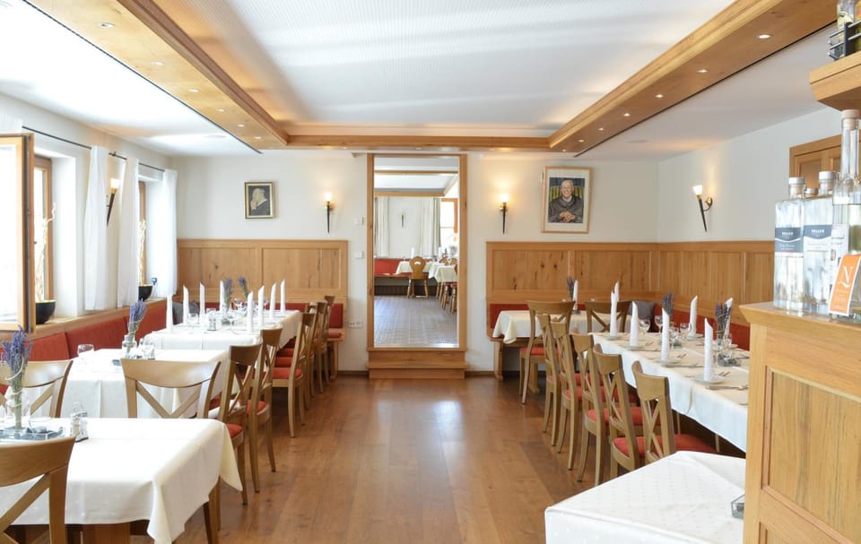 Hotel & Gasthof Lowen Hotel in Neu-Ulm