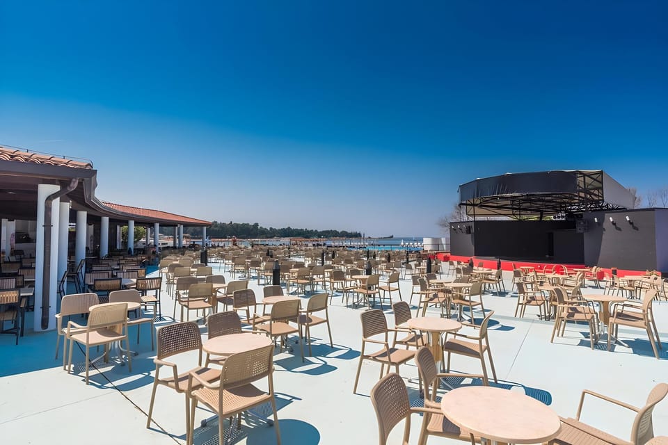 Apartments Polynesia Plava Laguna Hotel in Istria County