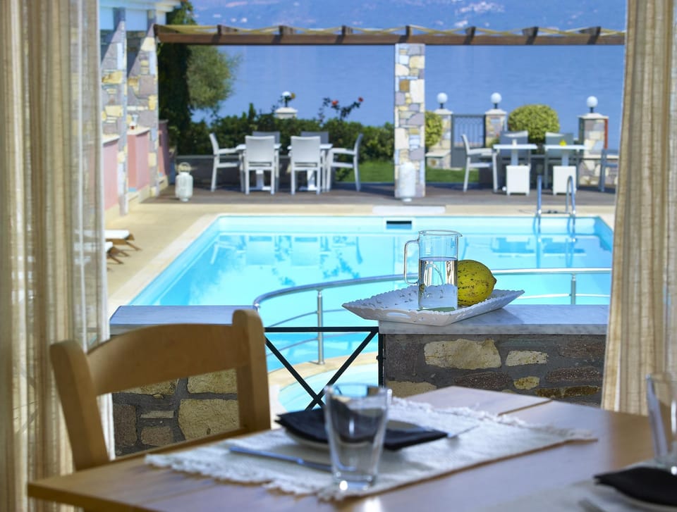 Aeolis Apartments & Studios Hotel in İzmir Province