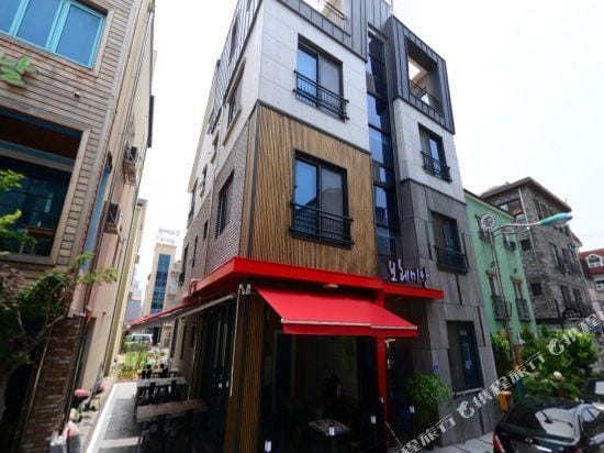 Daecheon Bohemian Pension Hotel in South Korea
