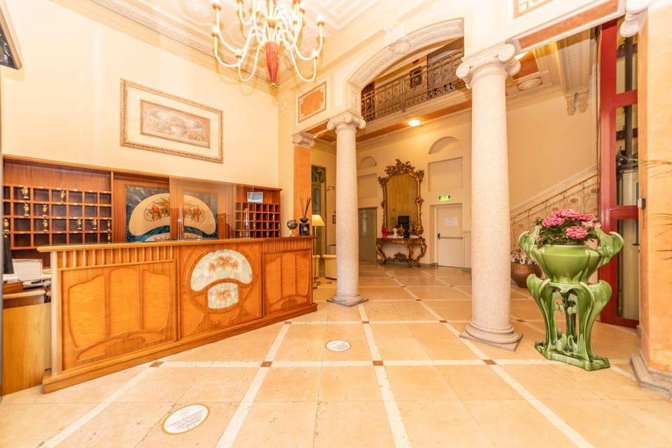 LVG Hotel Collection - Pallanza Hotel in Verbania