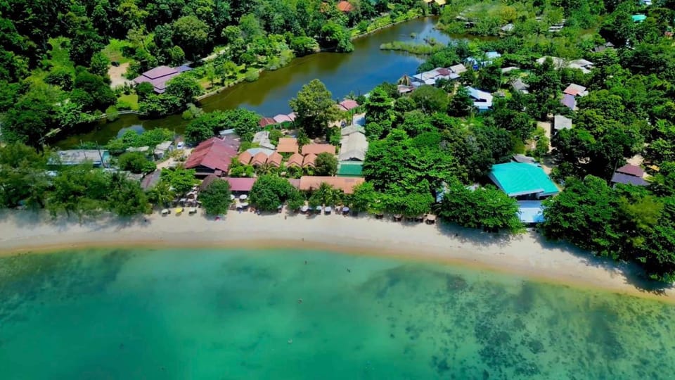 Yuyu golden beach hotel Resort in Koh Chang Tai