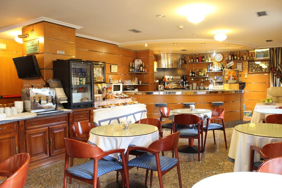 Bar/lounge
