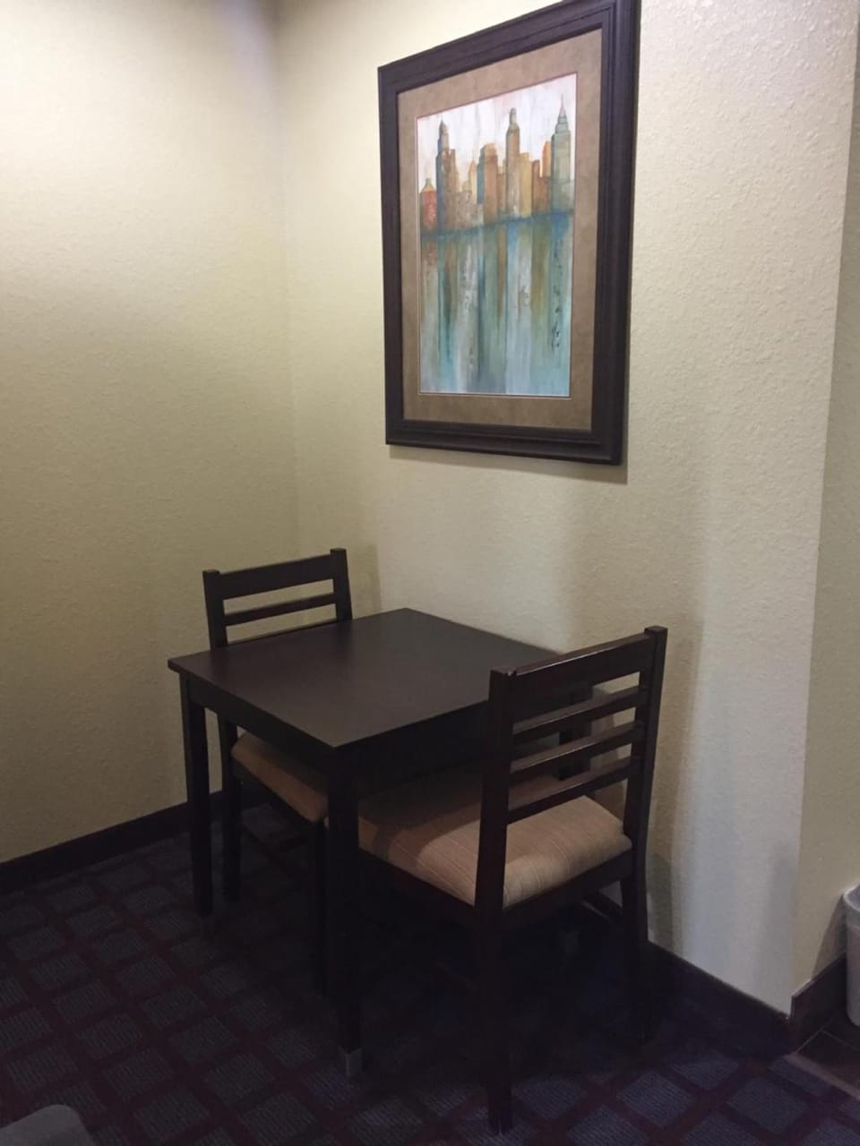 Highlands Suites Hotel in Baytown