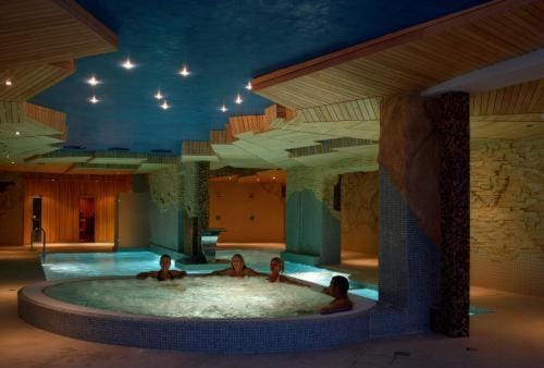 Villa Alicante & SPA Hotel in Vilnius