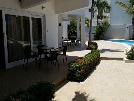Bubali Villa & Apartments Hotel in Noord