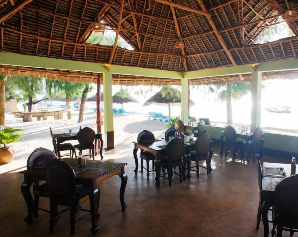 Smiles Beach Hotel Hotel in Nungwi