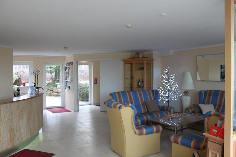 "Sanddorn", Kur- und Ferienhotel, Direkte Strandlage, Fahrstuhl Hotel in Mecklenburg-Vorpommern, Germany