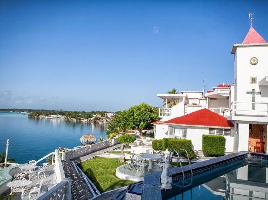 Hotel Laguna Bacalar Hotel in Bacalar